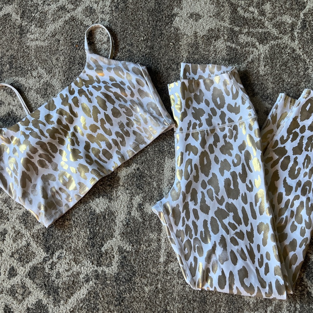 Carbon 38 Activewear Set